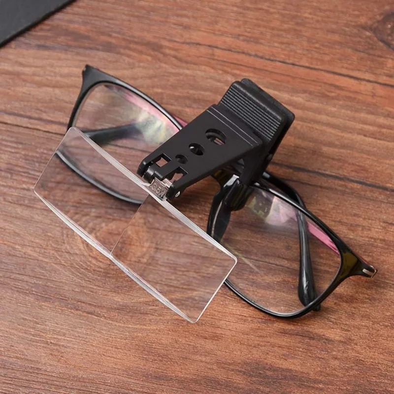 Nuova Lente d'Ingrandimento LE - Eyelash Extension With Glasses recensione e prezzo